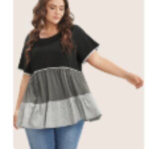 BloomChic Colorblock Contrast Ruffle Tiered T-Shirt – Black